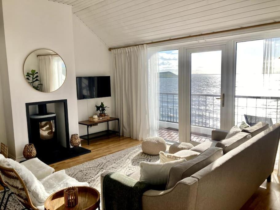 Vila Relax With Spectacular Views And Hot Tub Kircubbin Exteriér fotografie