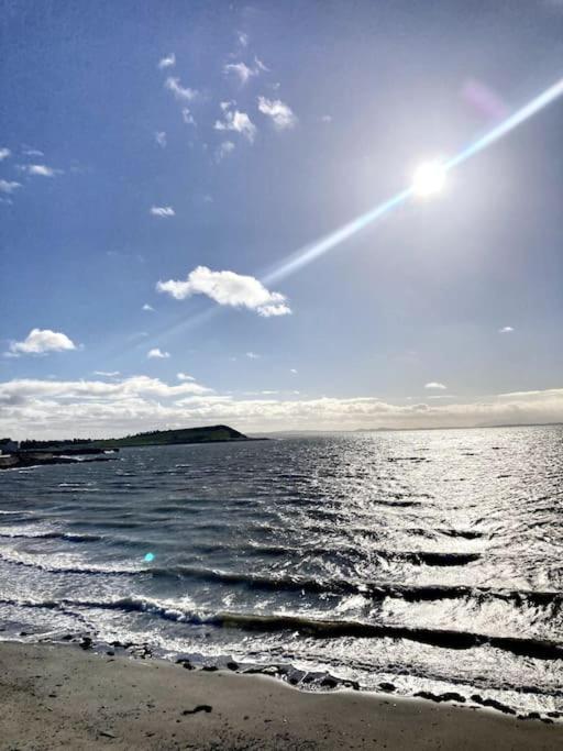 Vila Relax With Spectacular Views And Hot Tub Kircubbin Exteriér fotografie