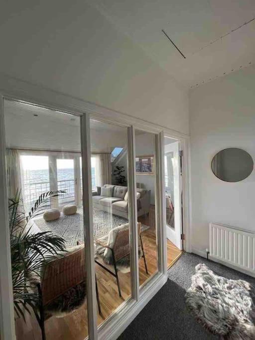 Vila Relax With Spectacular Views And Hot Tub Kircubbin Exteriér fotografie